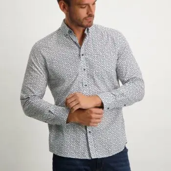 shirt van state of art maten: XL