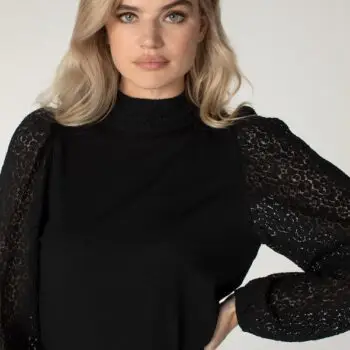 top van juffrouw jansen maten: XL