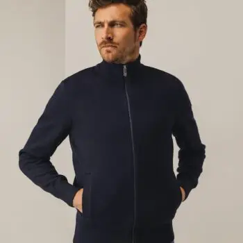 vest van state of art maten: M