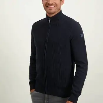 vest van state of art maten: M