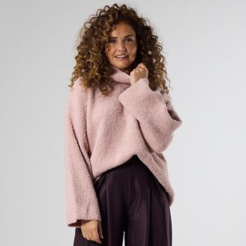trui van Label Dot 1